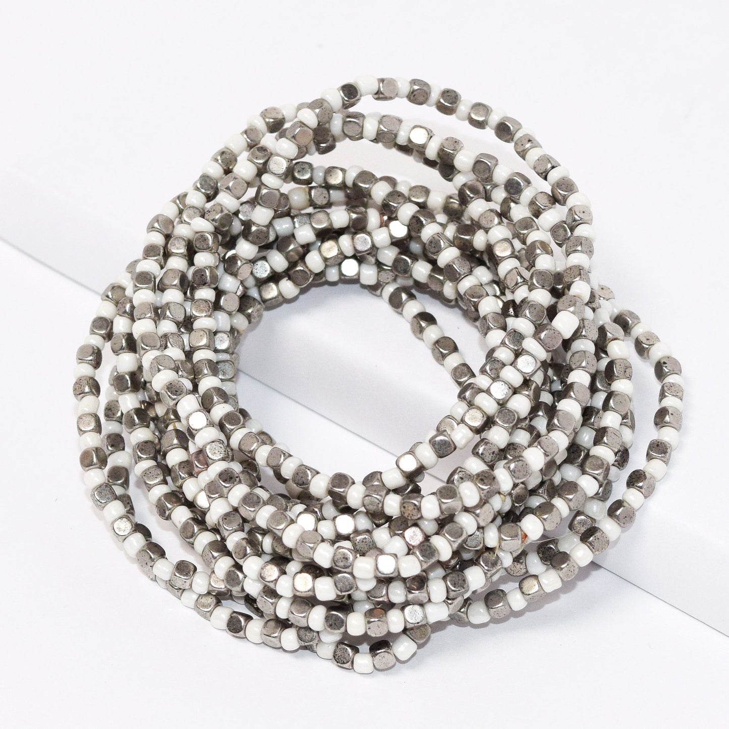 B50001 - White Bracelet Karine Sultan