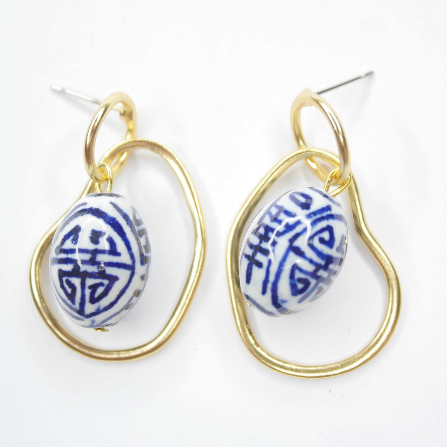 E72512 Boucles d'oreilles inspiration chinoise - Karine SultanKarine Sultan